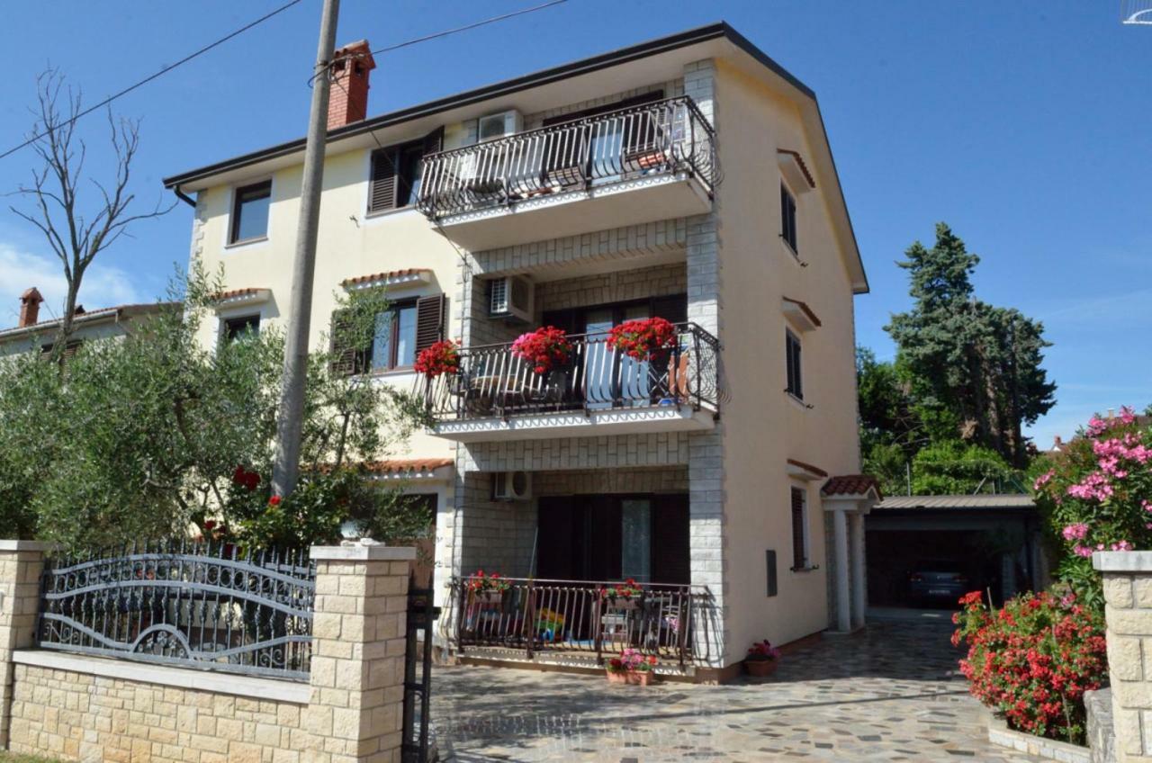 Apartments Ruza Умаг Экстерьер фото